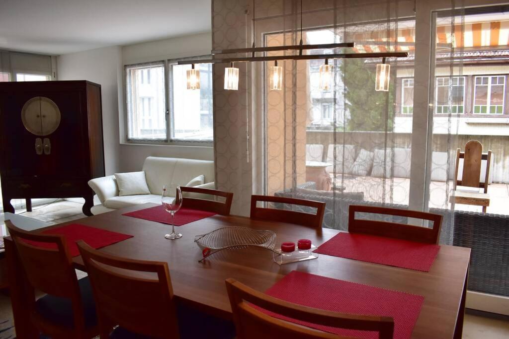Modern Apartment 모던 펜션 อินเทอร์ลาเคน ภายนอก รูปภาพ